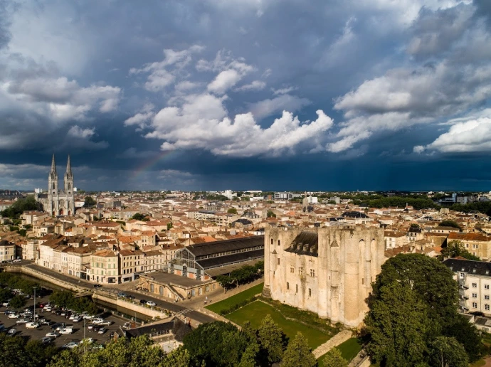 AGENCE DE COMMUNICATION  MÉDIAS / WEB / PRINT à NIORT