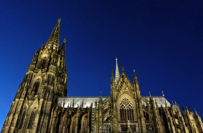 AGENCE DE COMMUNICATION  MÉDIAS / WEB / PRINT à STRASBOURG